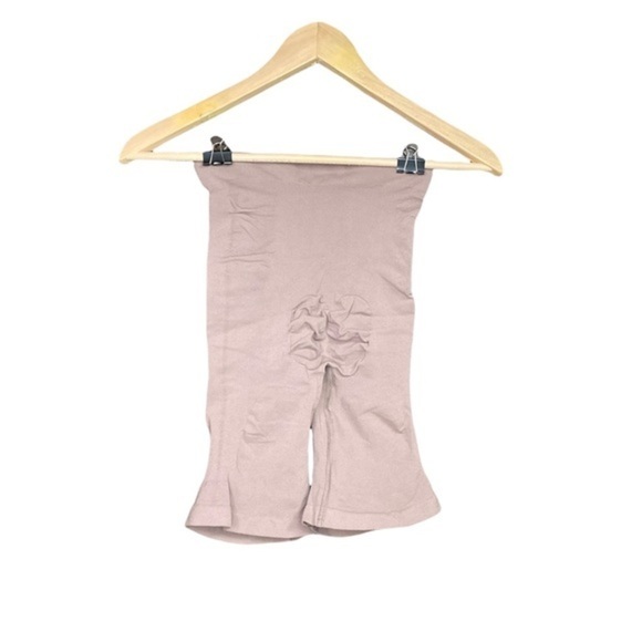 Skims Mid-Thigh Short Shapewear in Umber | XXS/XS - Picture 4 of 5